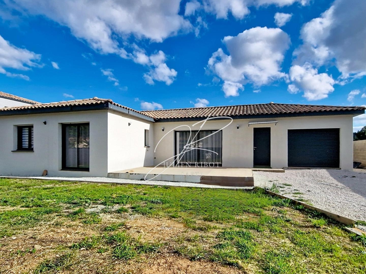Maison T5 4 chambres 111 m² garage