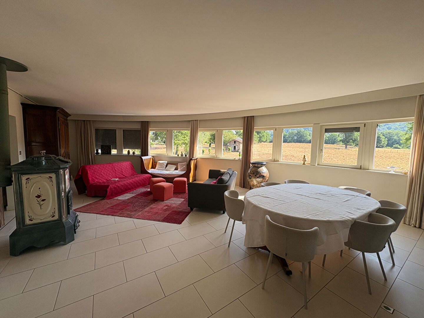 Maison à vendre - 7 pièces - 265m2 - Saint-Étienne-De-... (15600)