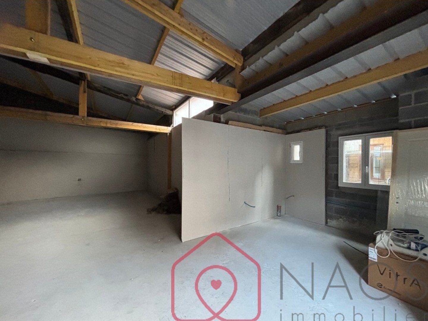 Locaux à vendre - 1 pièce - 100m2 - Eu (76260)