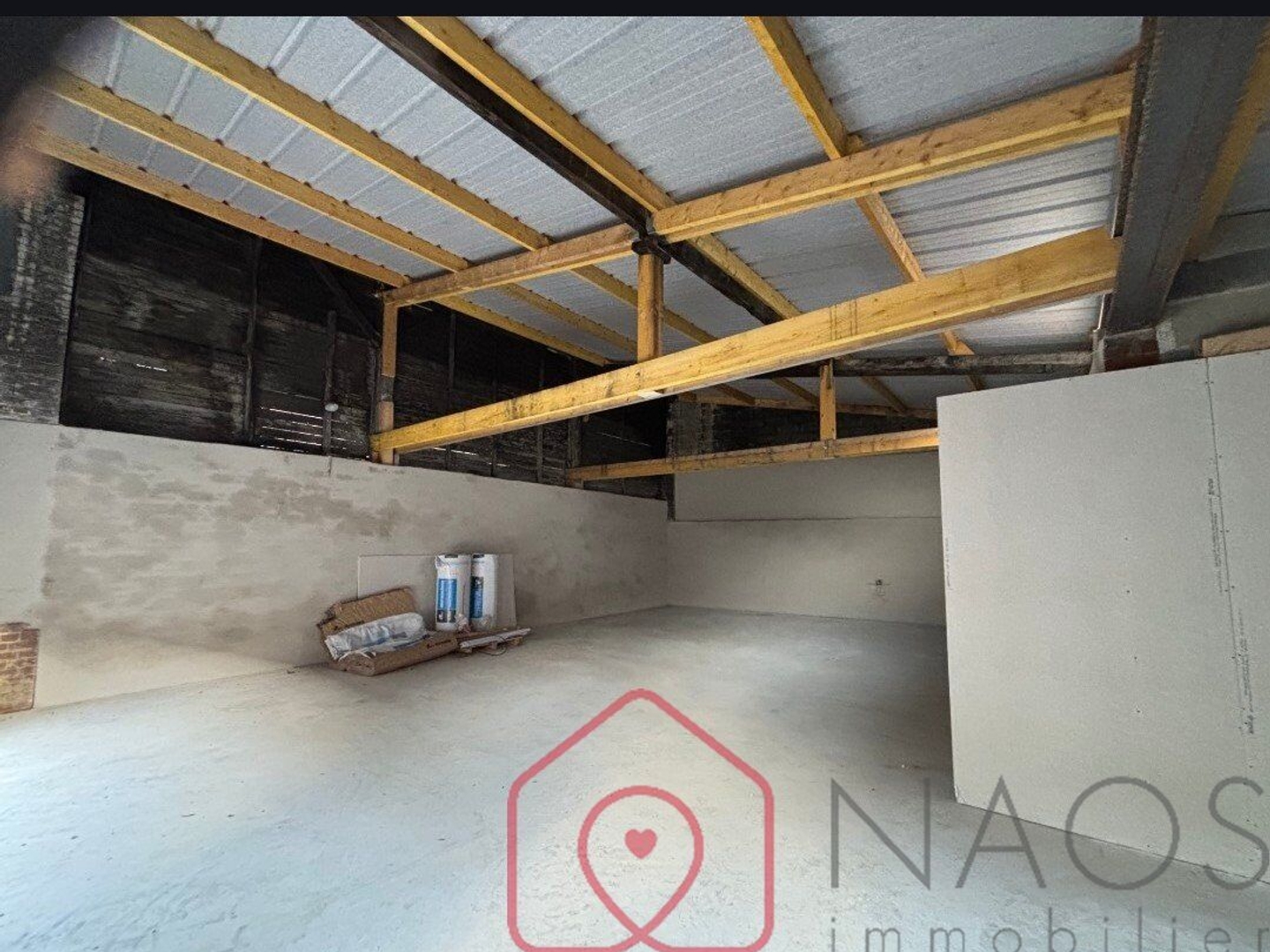 Locaux à vendre - 1 pièce - 100m2 - Eu (76260)