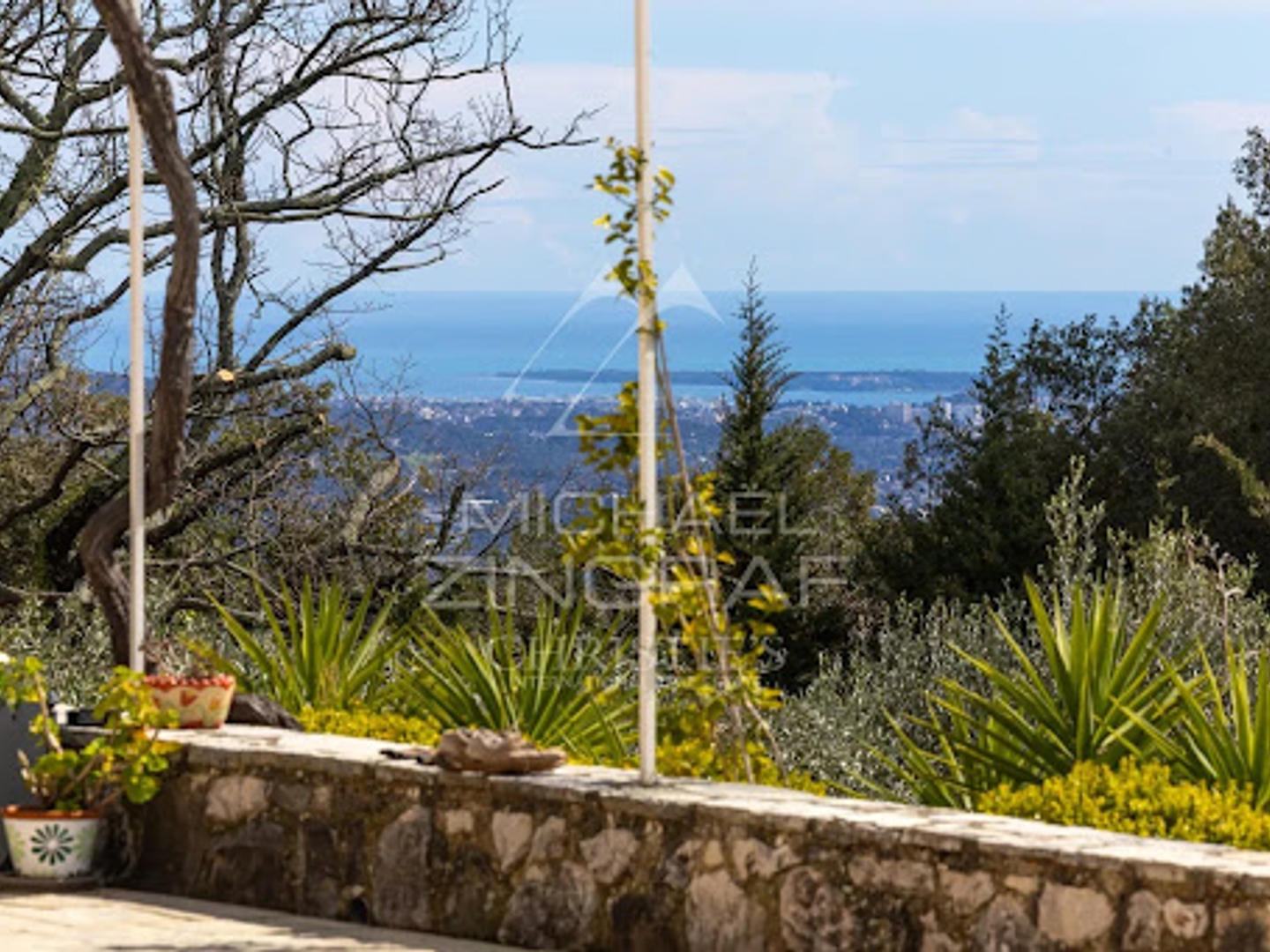 Maison à vendre - 6 pièces - 198m2 - Cabris (06530)