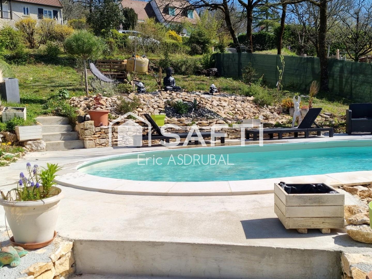 Maison à vendre - 5 pièces - 136m2 - Pinsac (46200)