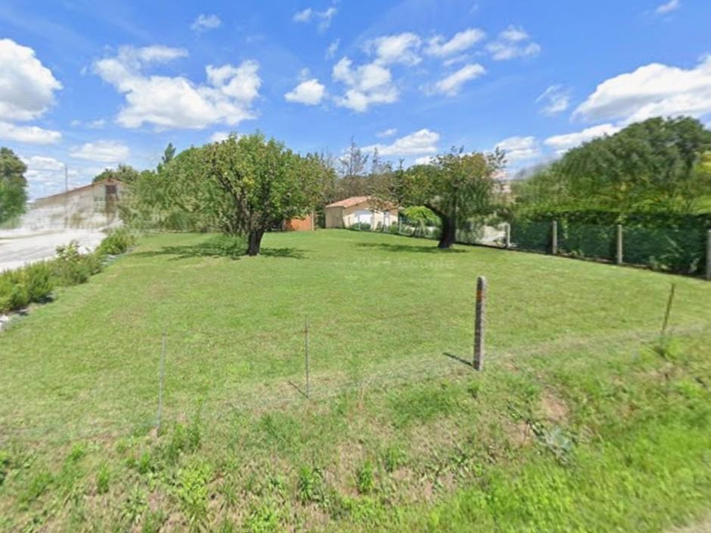 Terrain constructible 600 m²