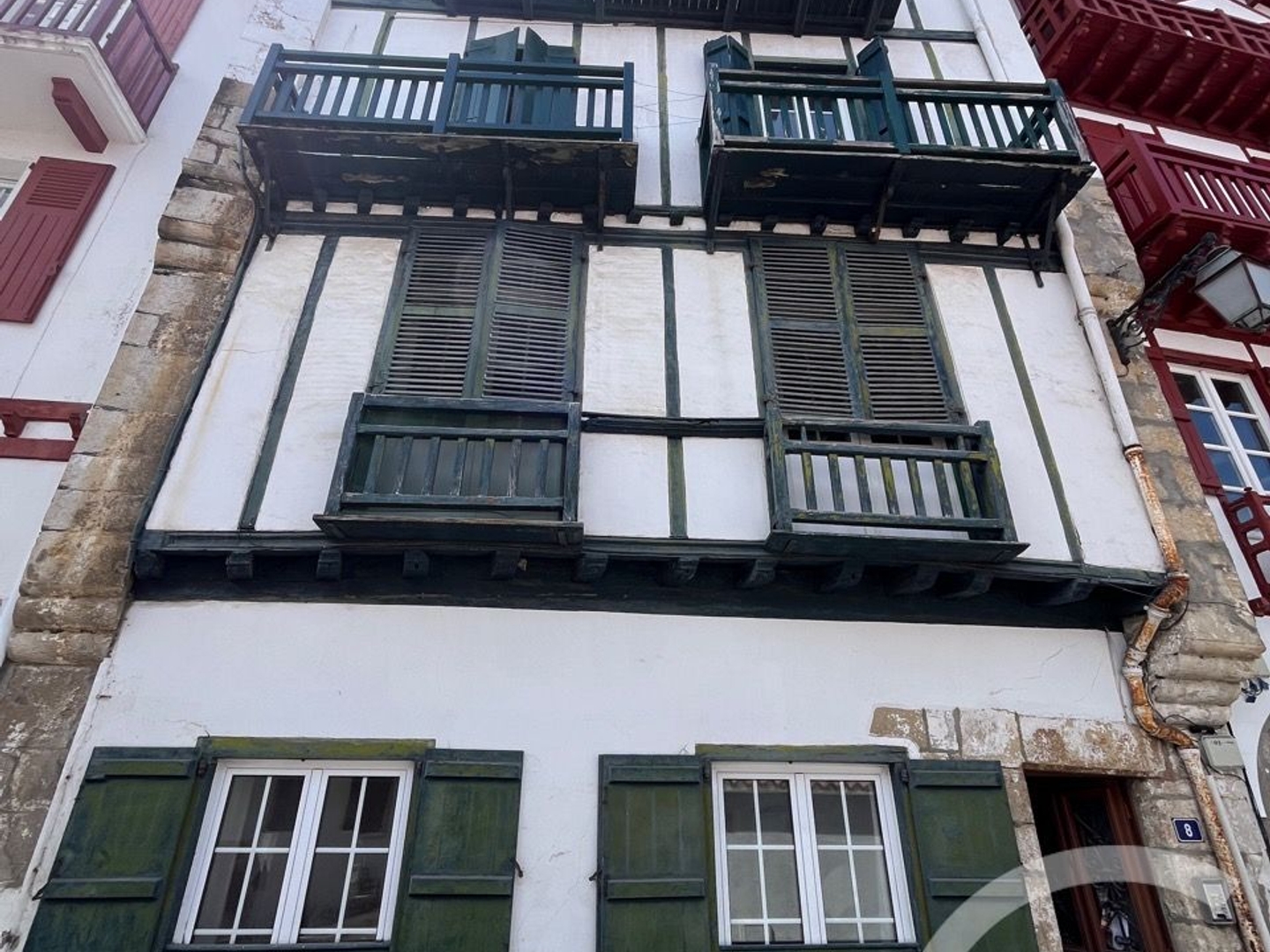 Maison 19 pièces 275 m²