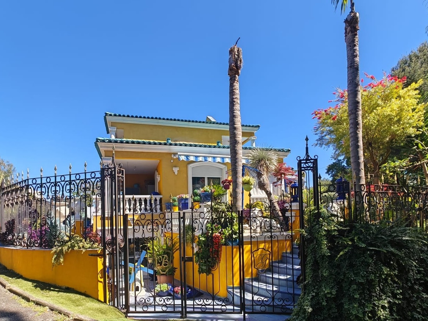 Élégante maison de 7 pièces - 270 m² SH à La Seyne-sur-Mer (83500) - 769 000 €