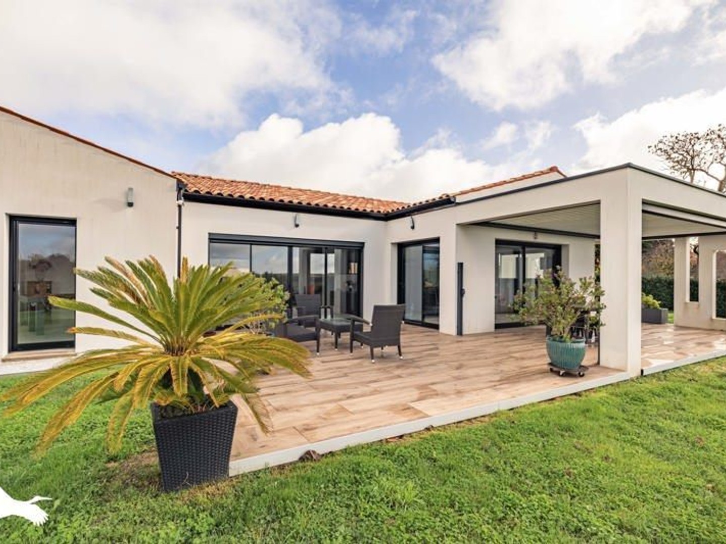 Contemporaine de 6 pièces principales