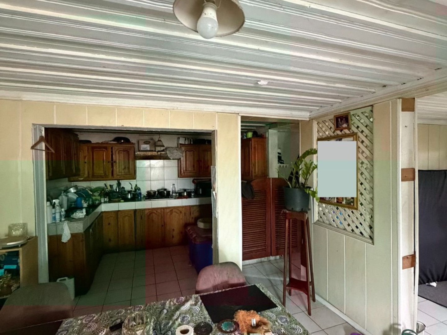 Maison T4 occupée à Sainte-Anne (97437)