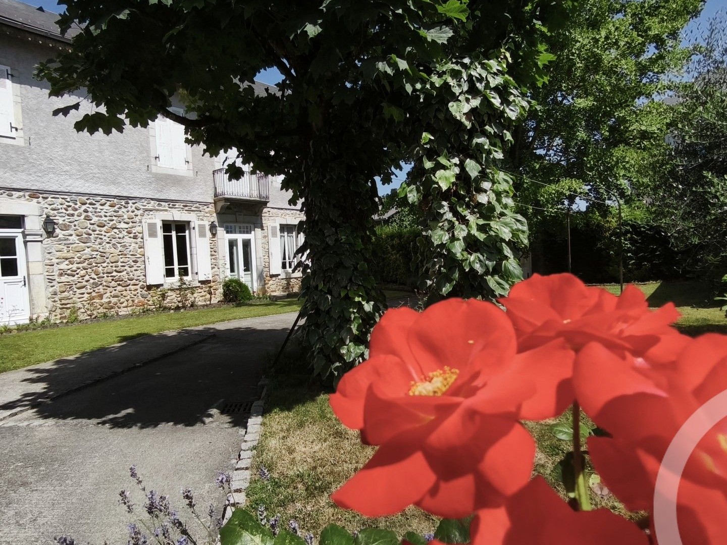 Maison 8 pièces 258 m²