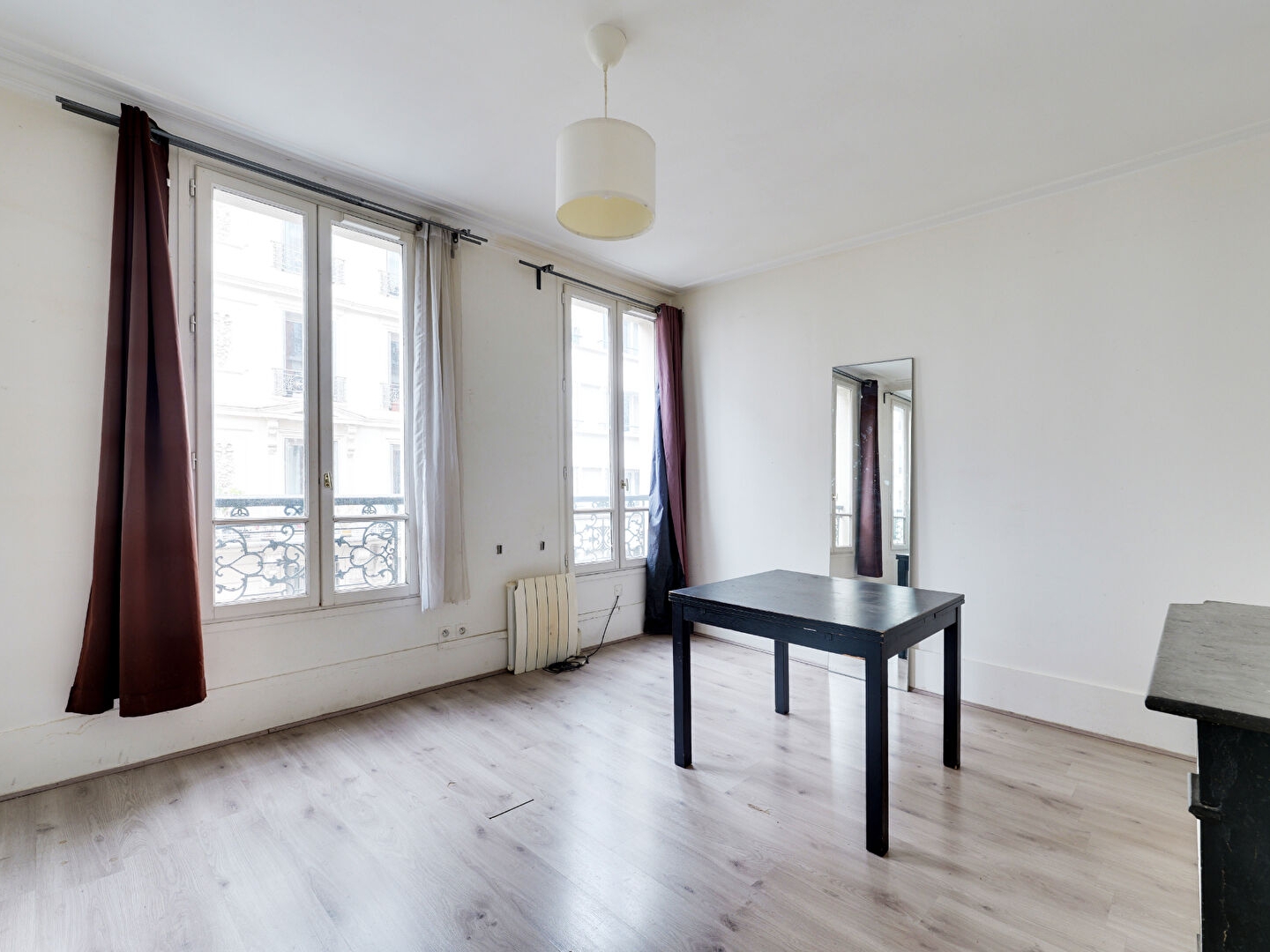 Appartement à vendre - 2 pièces - 30m2 - Paris 18e (75018)