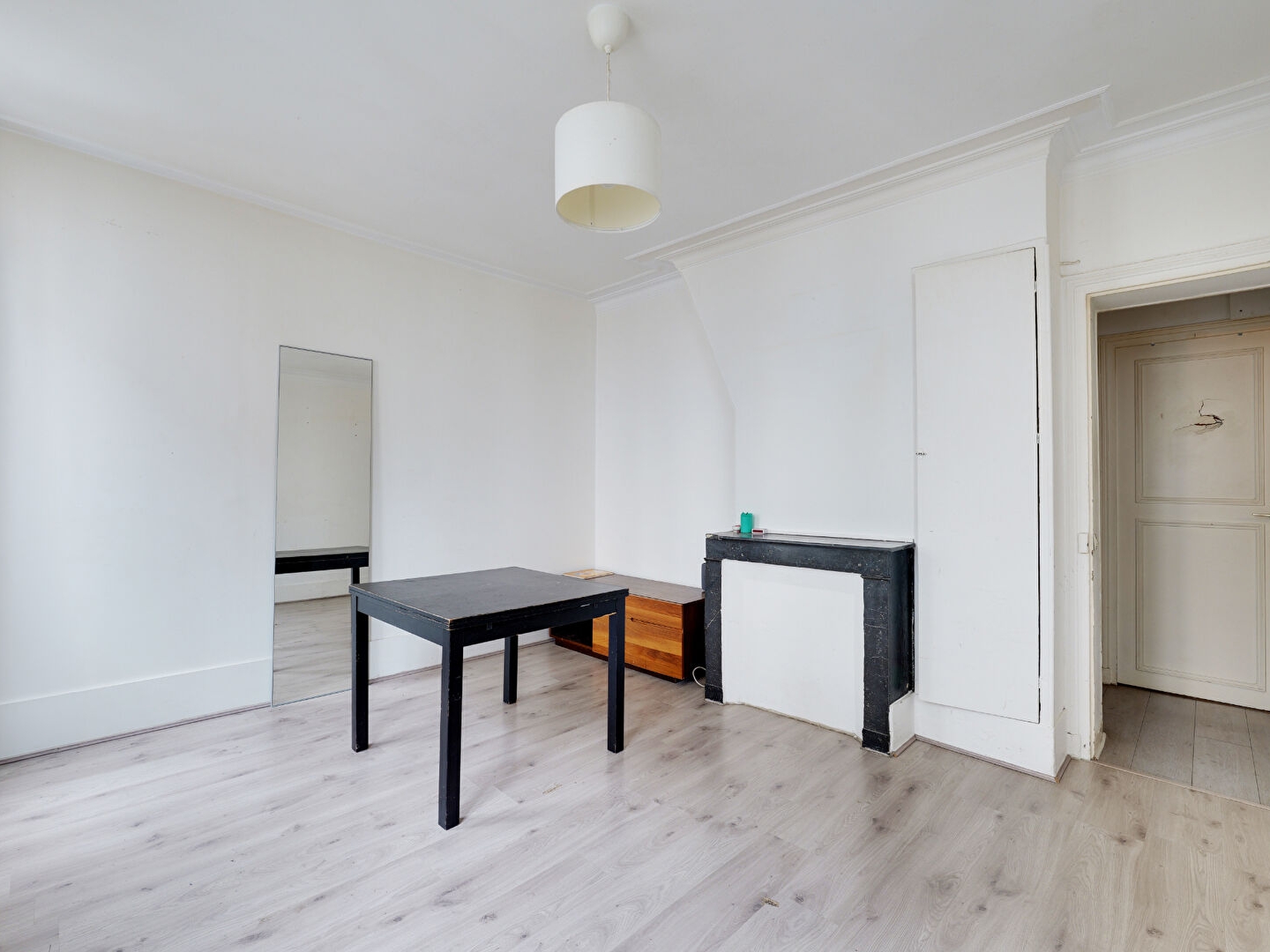 Appartement à vendre - 2 pièces - 30m2 - Paris 18e (75018)