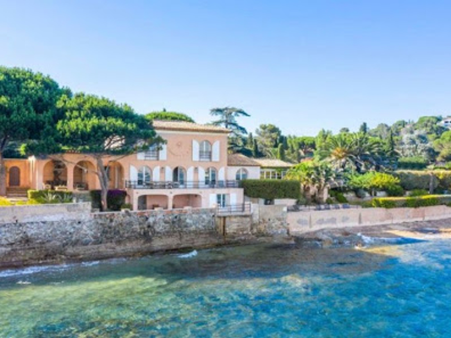 Villa 8 pièces 350 m²