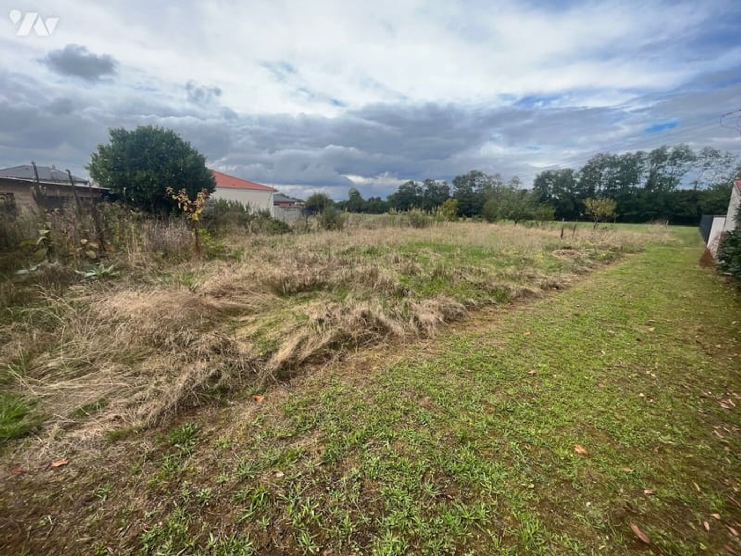 Terrain 1070 m²