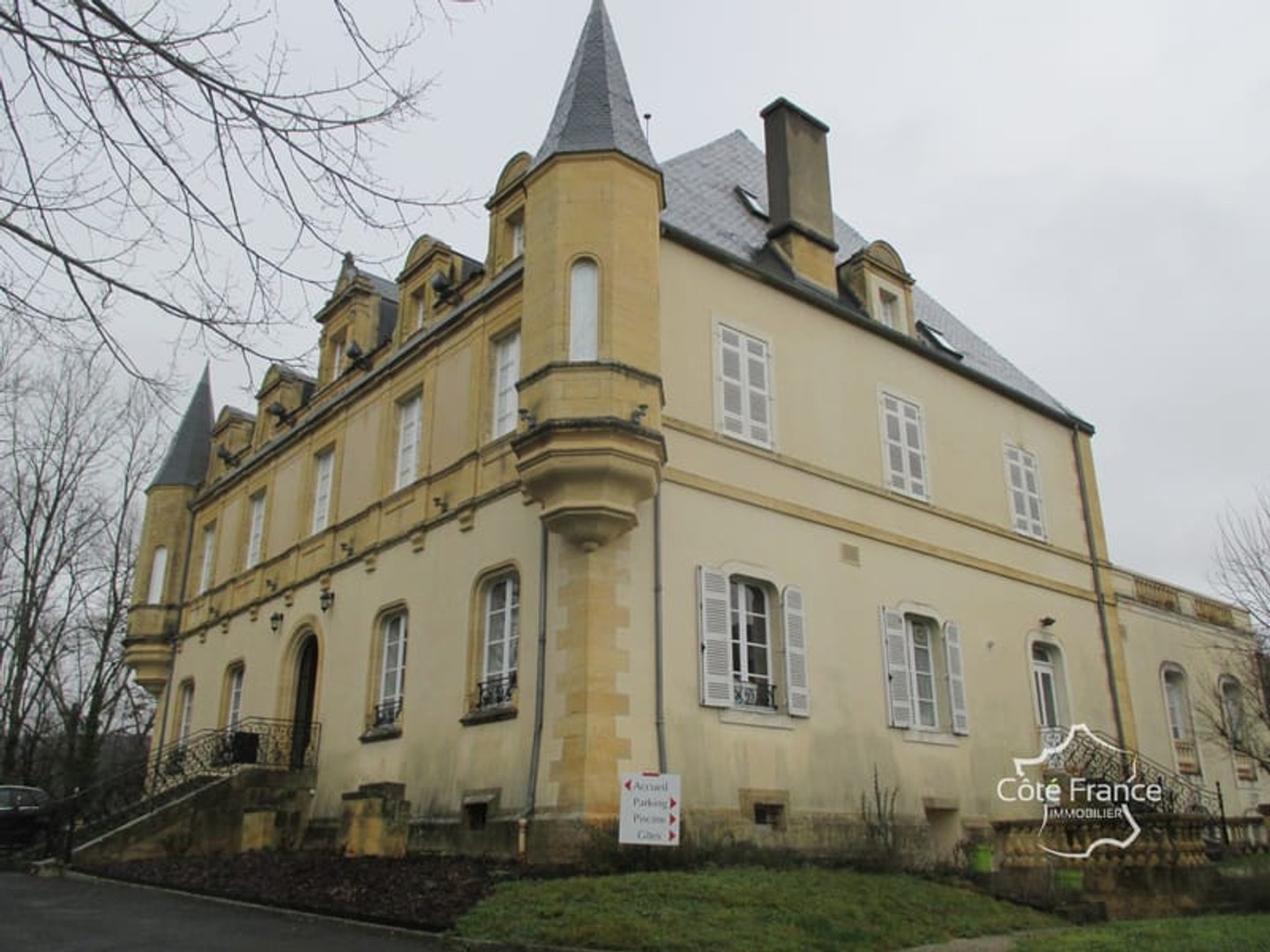 DORDOGNE-MONTIGNAC LASCAUX- CHATEAU