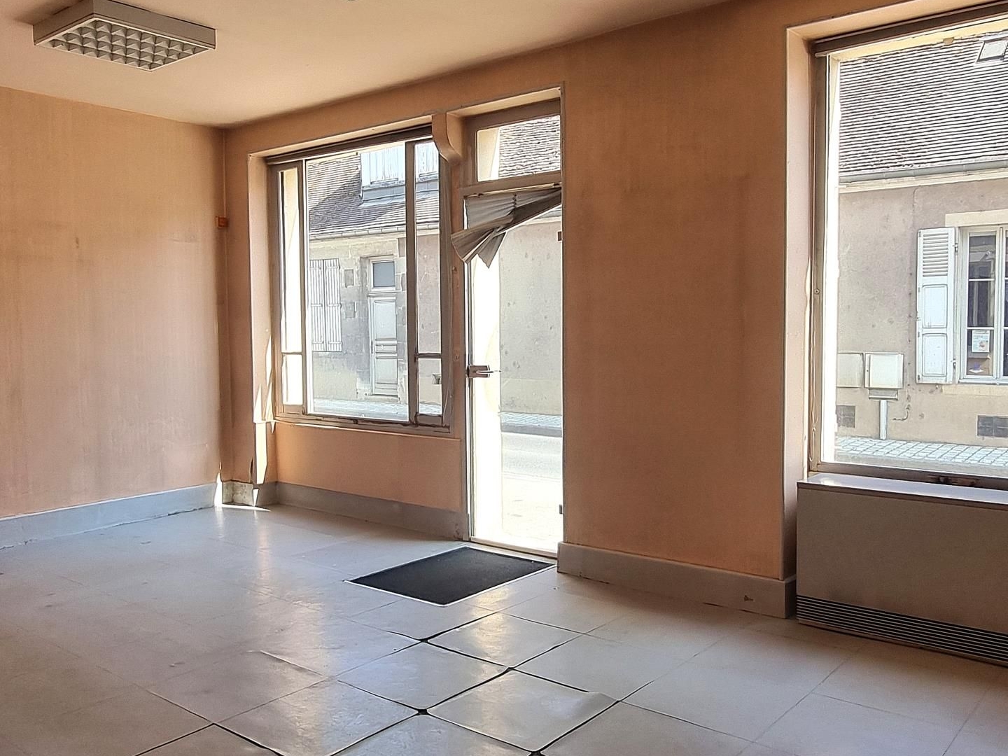 Maison à vendre - 6 pièces - 150m2 - Saint-Satur (18300)