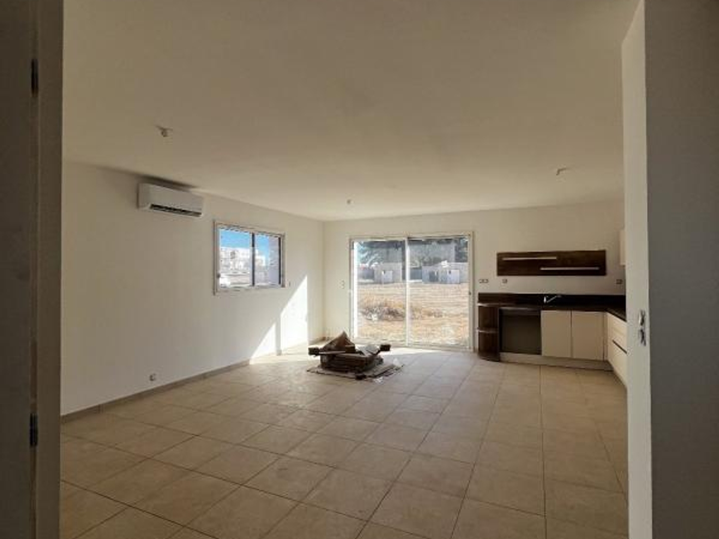 Maison à vendre - 4 pièces - 85m2 - Vias (34450)
