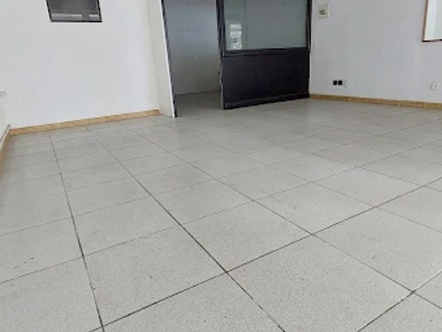 Magasin à vendre - 2 pièces - 41m2 - Gruissan (11430)