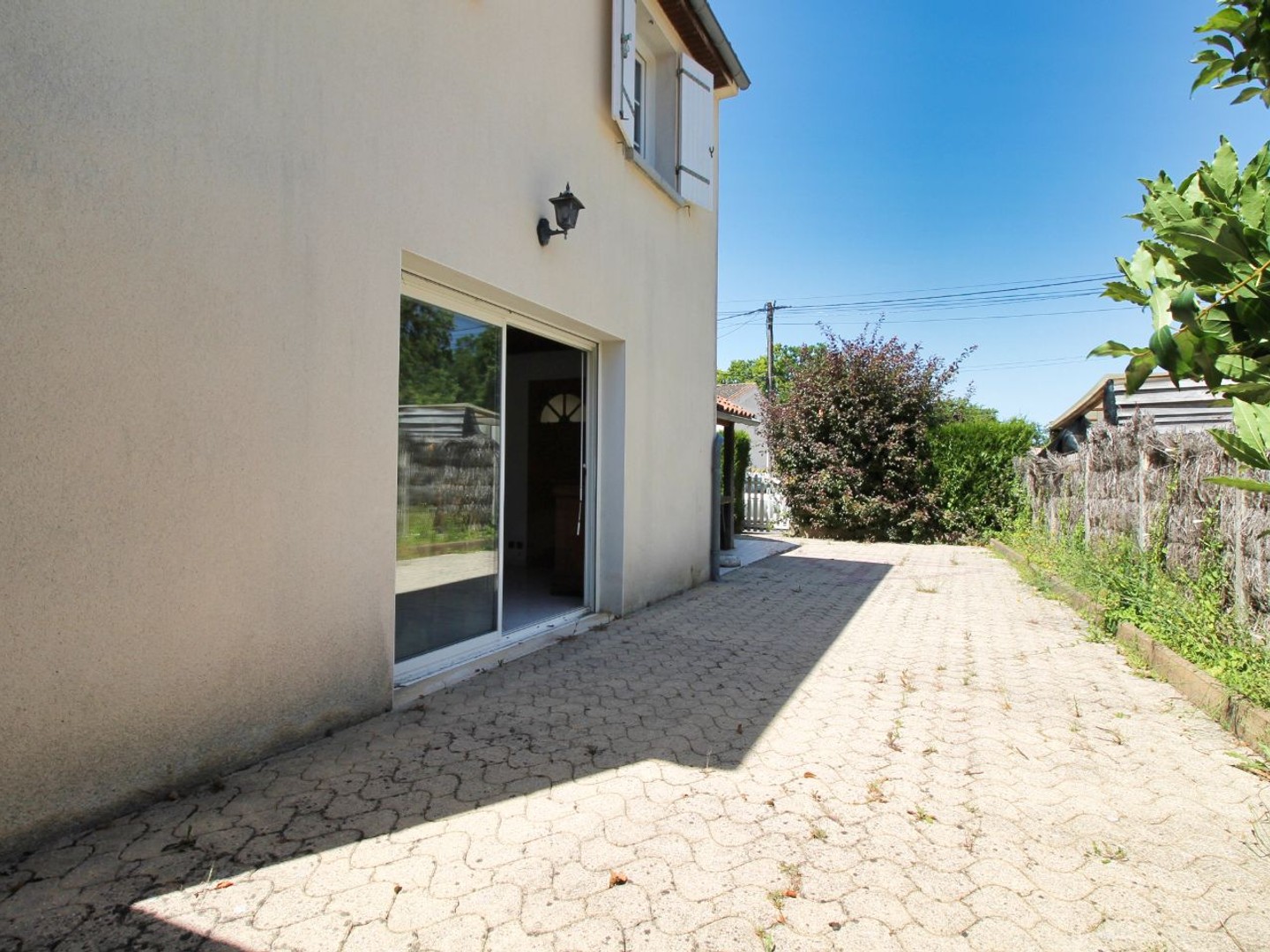Maison à vendre - 3 pièces - 78m2 - Saint-Georges-De-... (17110)