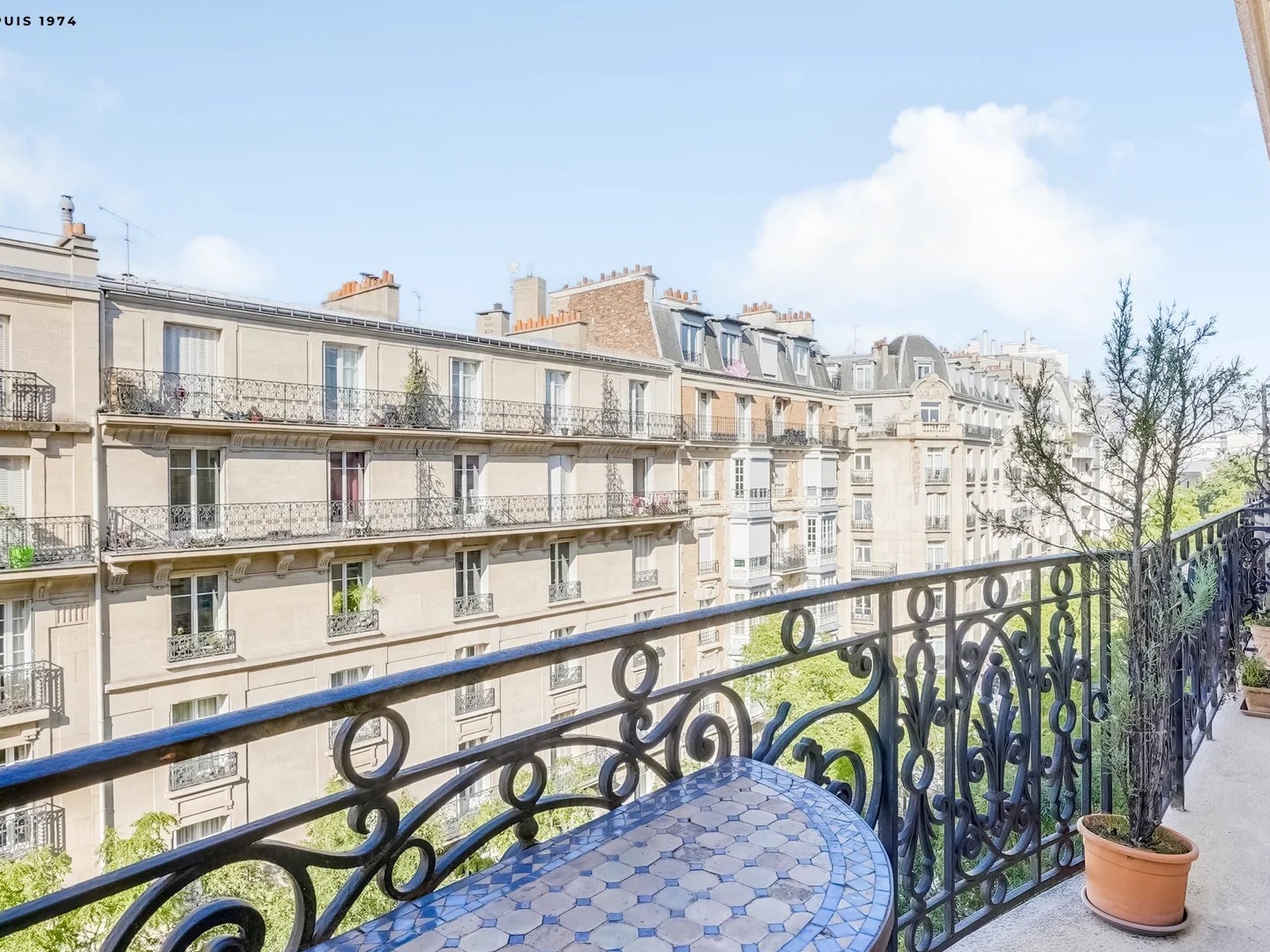 EXCLUSIVITÉ - MÉTRO FÉLIX FAURE - 4 PIÈCES AVEC BALCON FILANT