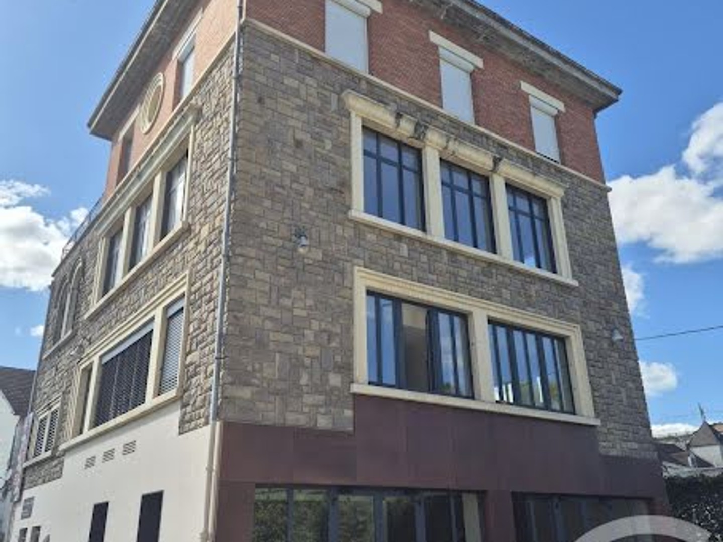 Immeuble 8 pièces 277 m²