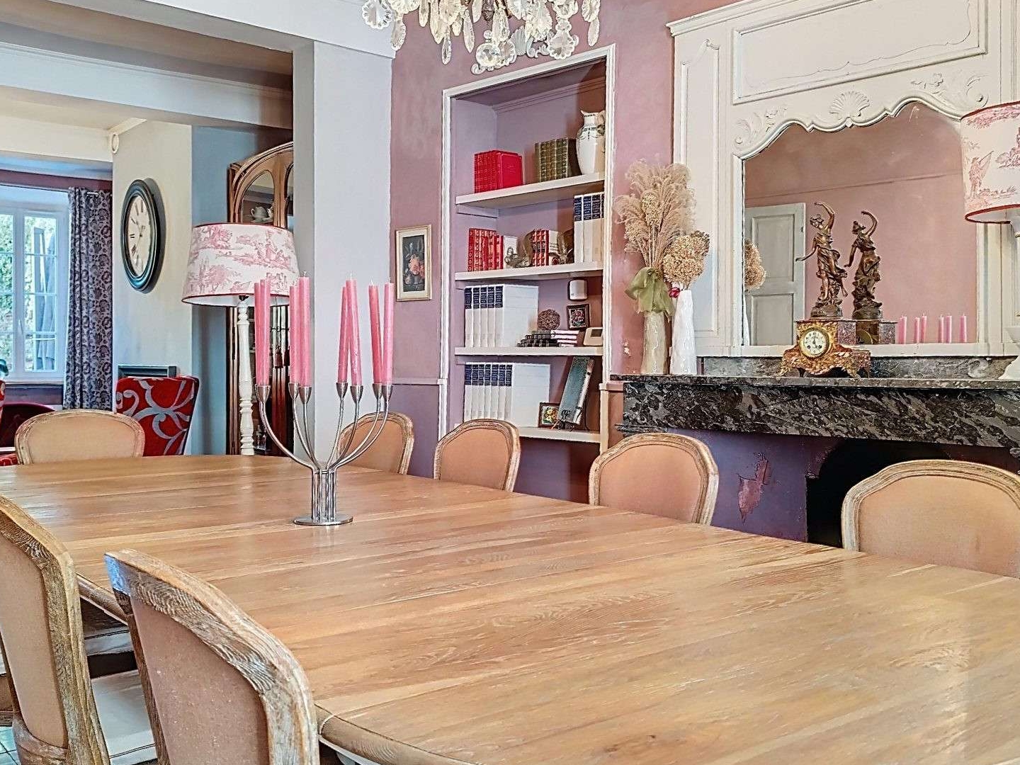 DEMEURE de CHARME DU 19ième s. AVEC CHAMBRES