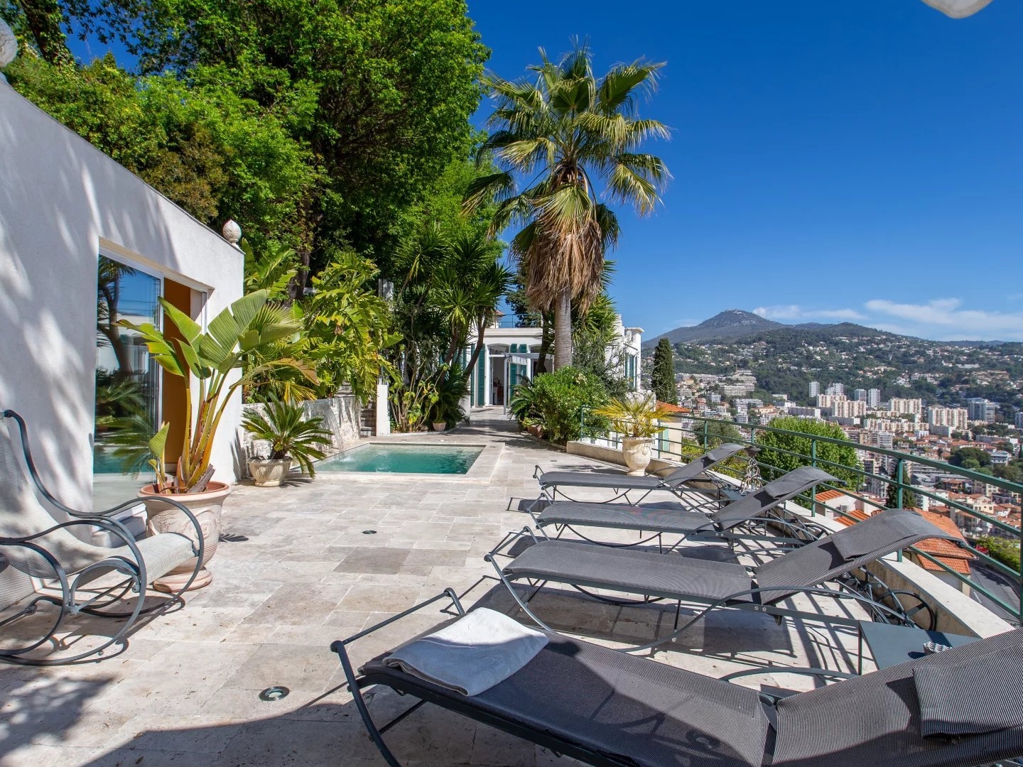 Appartement à vendre - 7 pièces - 262m2 - Nice (06000)