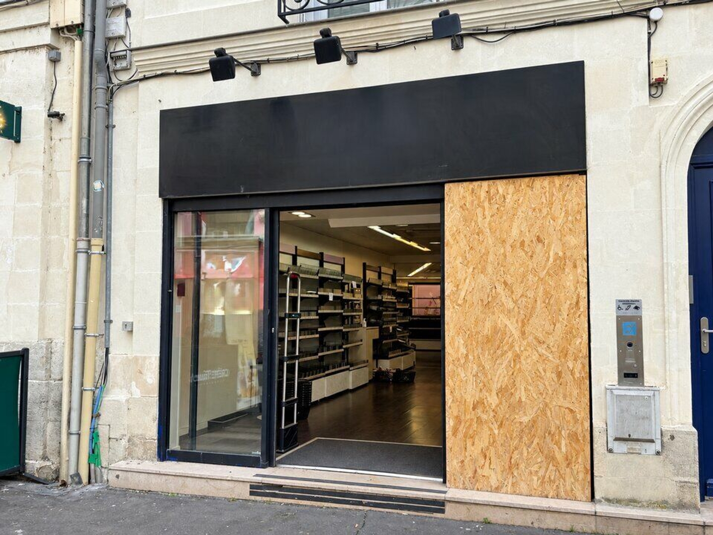 à LOUER