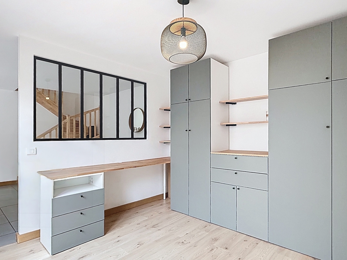 Villeurbanne Appartement T4 80 m2 avec terrasse, jardin privatif et garage