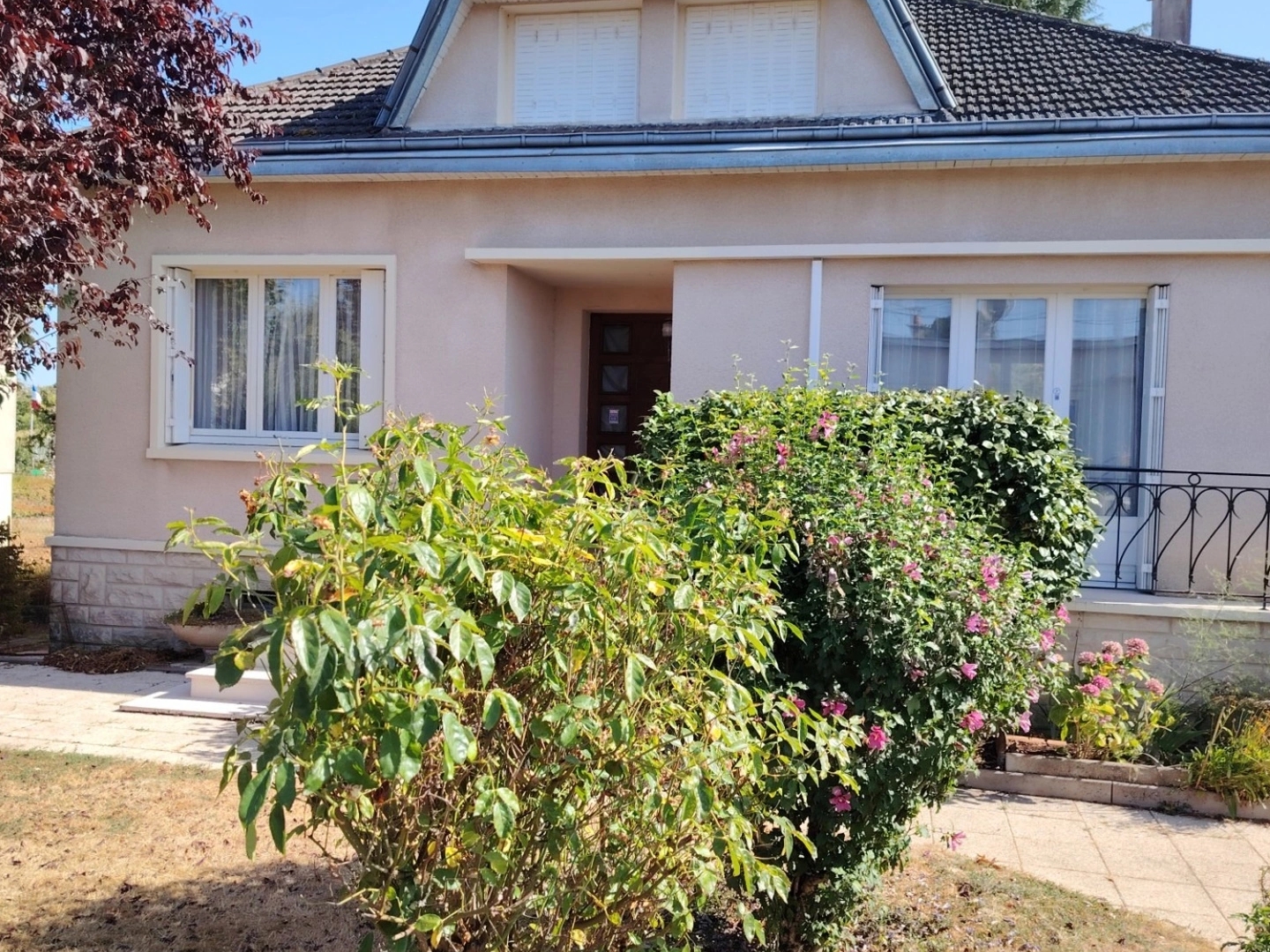 Maison Familiale de 137 m² avec sous-sol à 5 minutes de Chatellerault sur un Terrain de 1530 m²