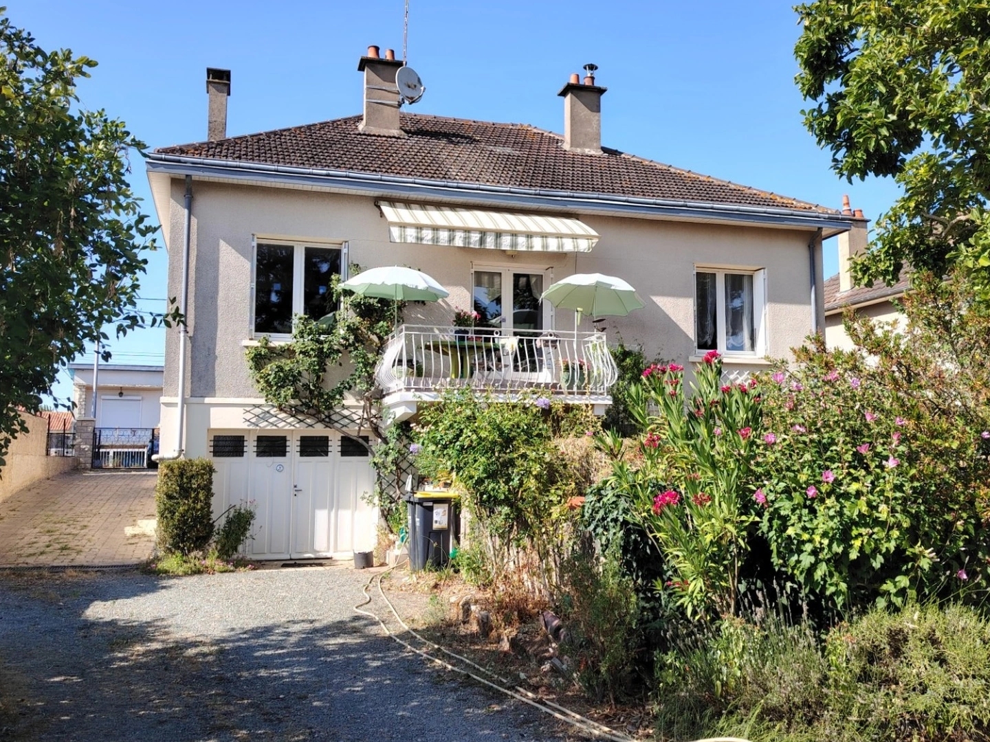 Maison à vendre - 6 pièces - 137m2 - Thuré (86540)