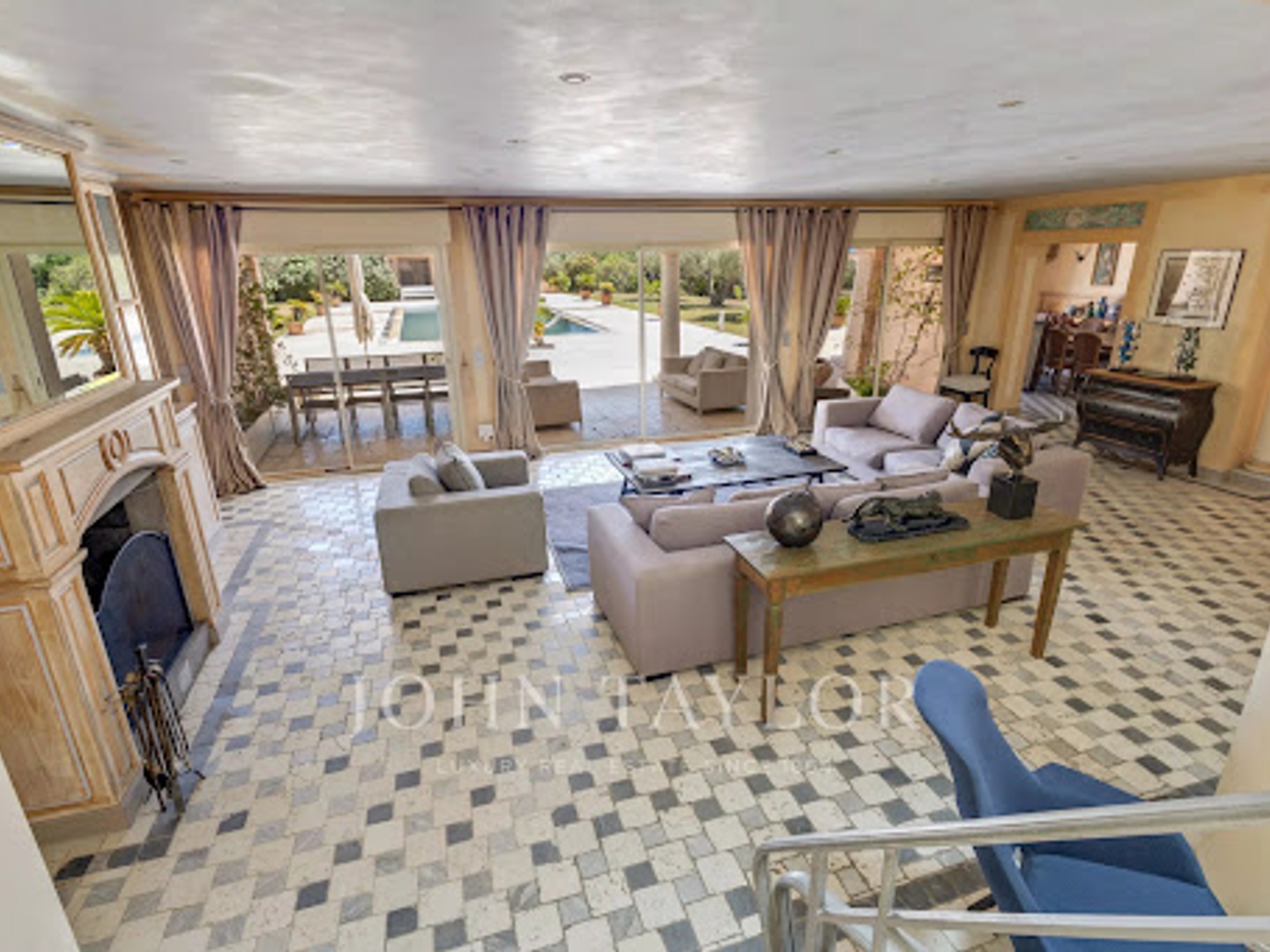 Maison à vendre - 10 pièces - 400m2 - Grimaud (83310)