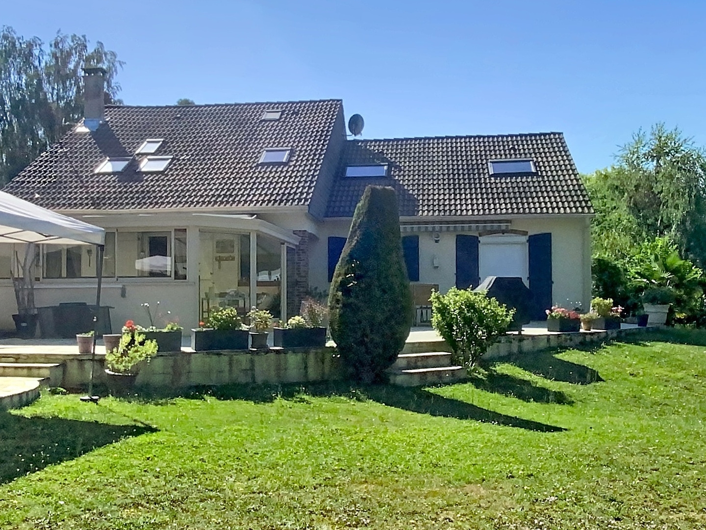 Maison 8 pièces 265 m²
