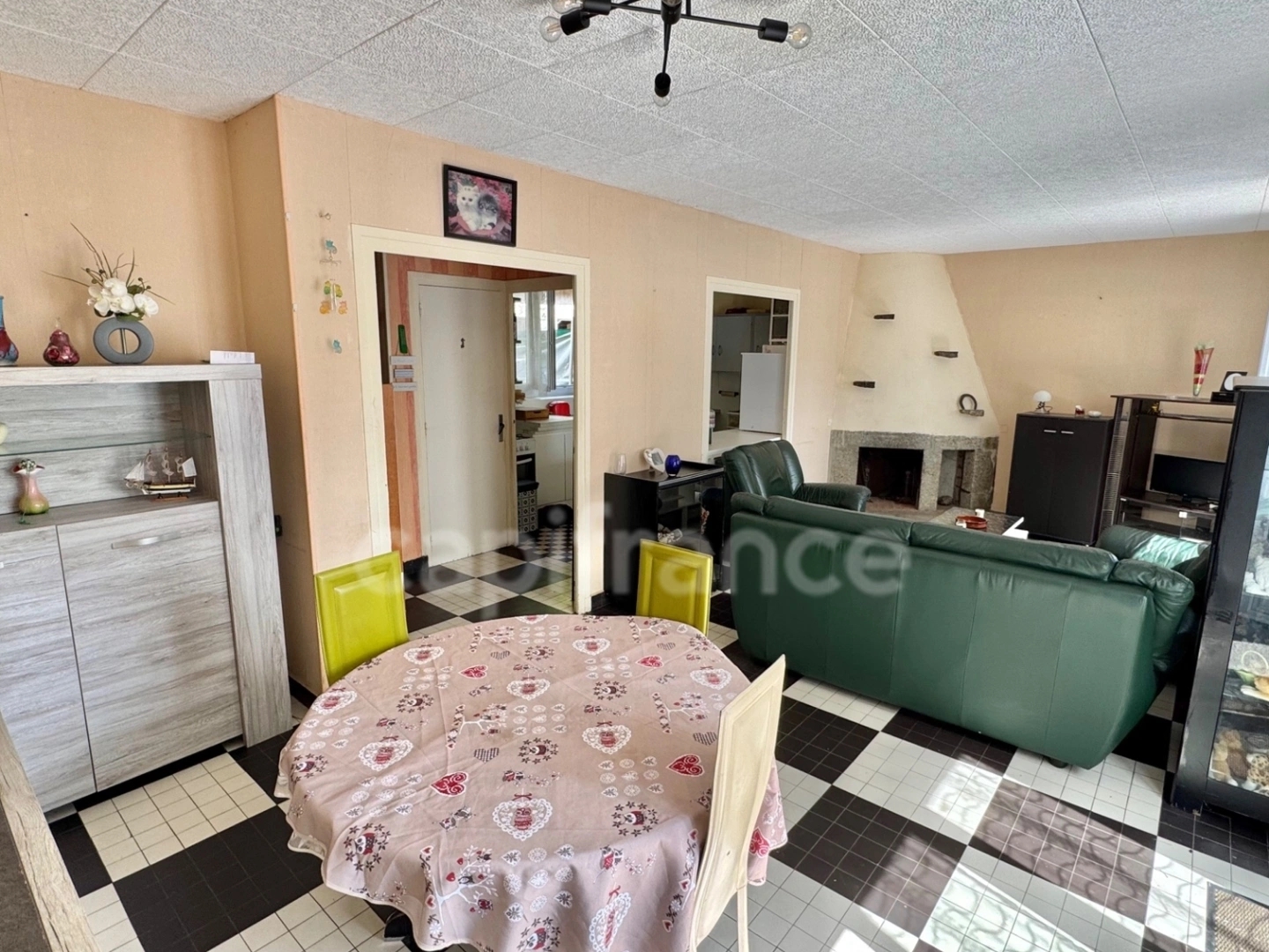Maison à vendre - 4 pièces - 131m2 - Ferrières-Sur-Sichon (03250)