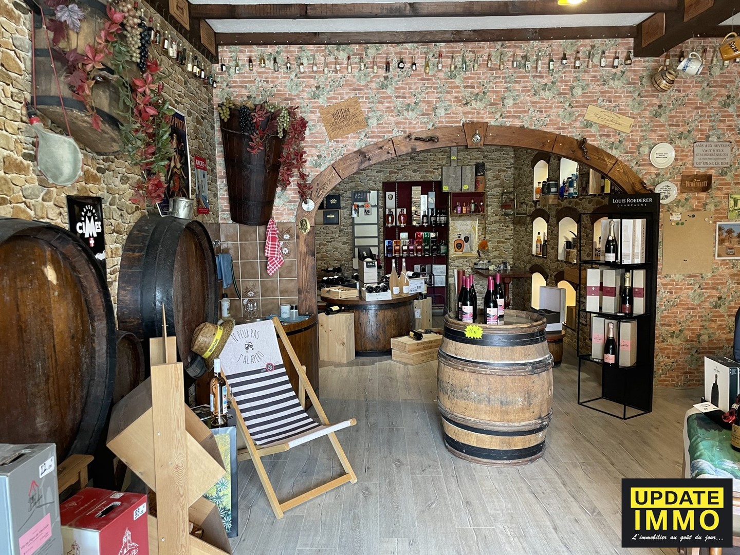 Locaux à vendre - 4 pièces - 117m2 - Vittel (88800)
