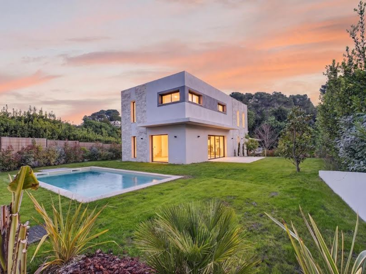 Villa 5 pièces 182 m²