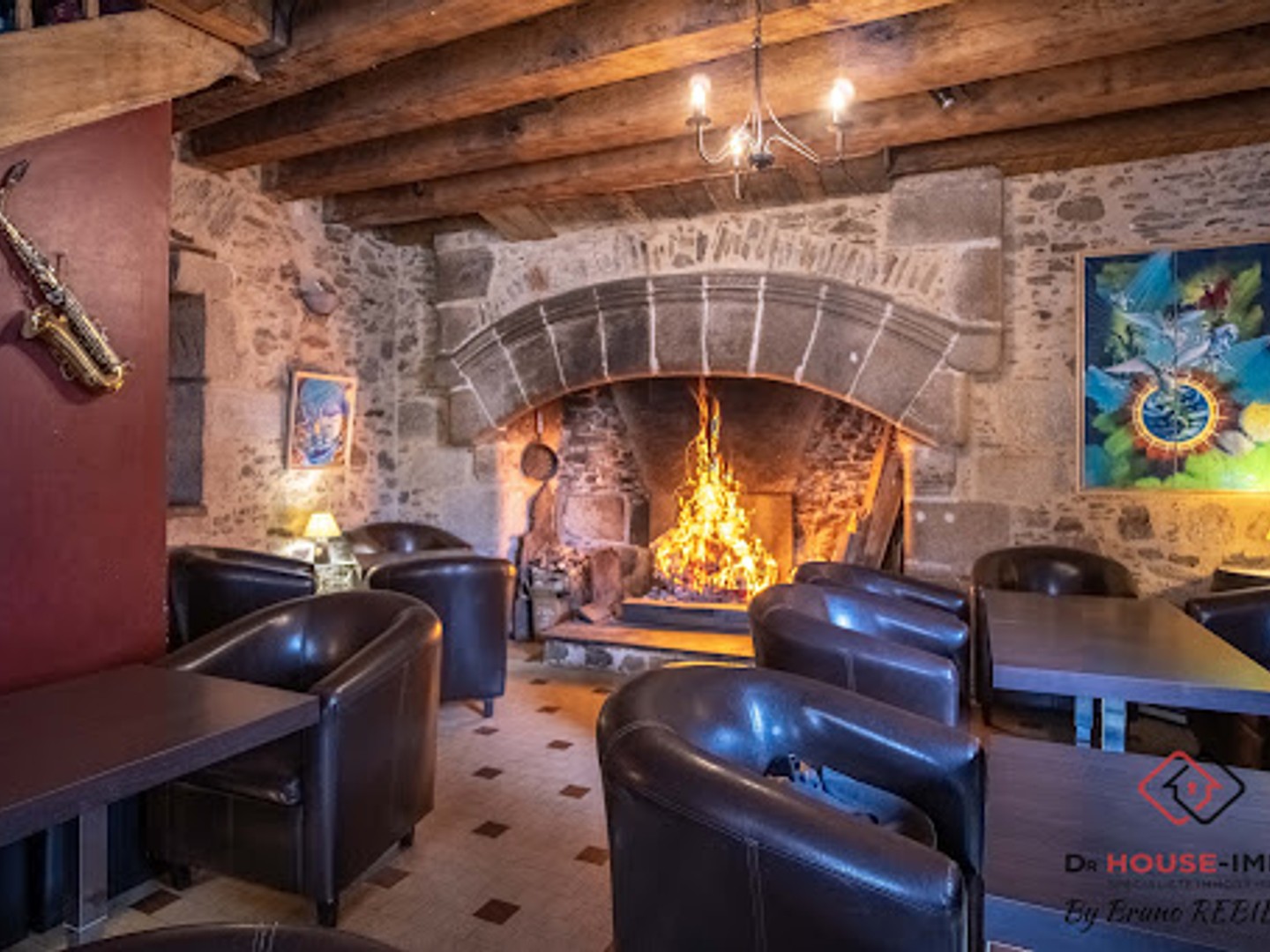 Local commercial 4 pièces 153 m²