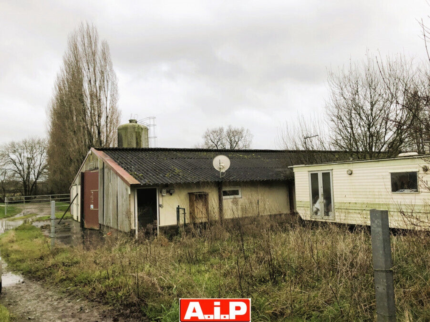 Locaux à vendre - 1 pièce - 21m2 - La Meilleraie-Tillay (85700)