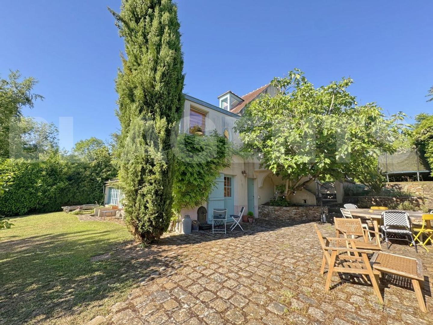 Le charme du sud à Coulommiers - 218 m² avec un terrain de 850 m²