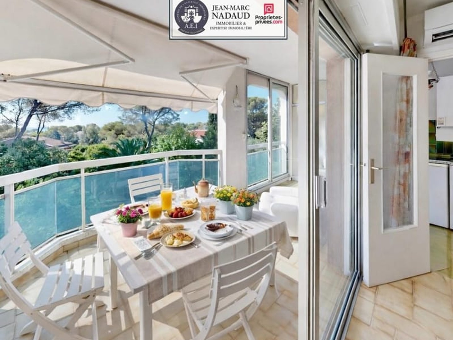Studio à 600m coeur village, plage à pied, clim, au sein d'une véritable pinède
