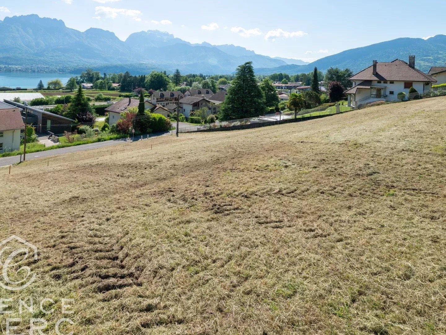 Sevrier, terrain constructible, vue lac
