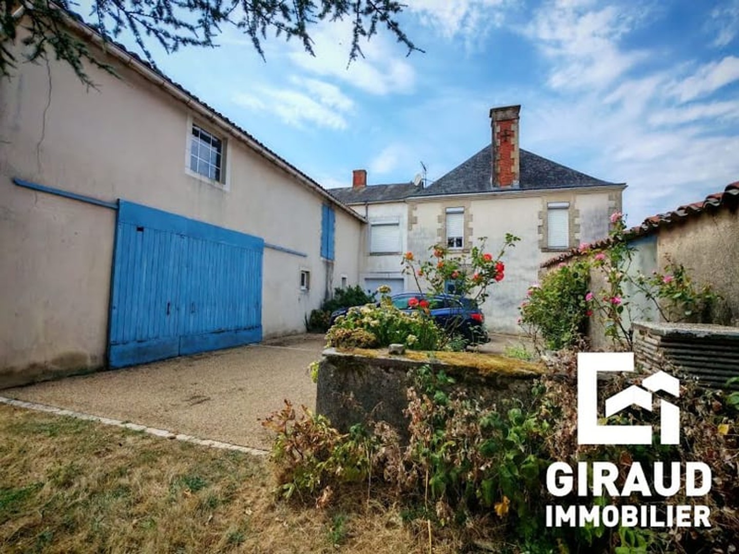 Maison à vendre - 11 pièces - 312m2 - Thouarsais-Bouild... (85410)