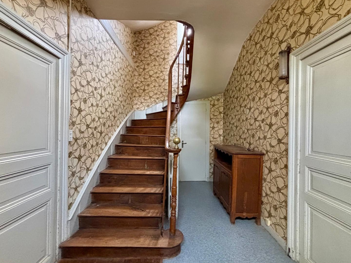 Maison à vendre - 5 pièces - 139m2 - Neuville-De-Poitou (86170)
