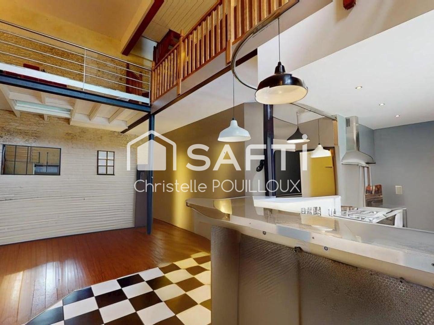 Appartement à vendre - 8 pièces - 260m2 - Niort (79000)