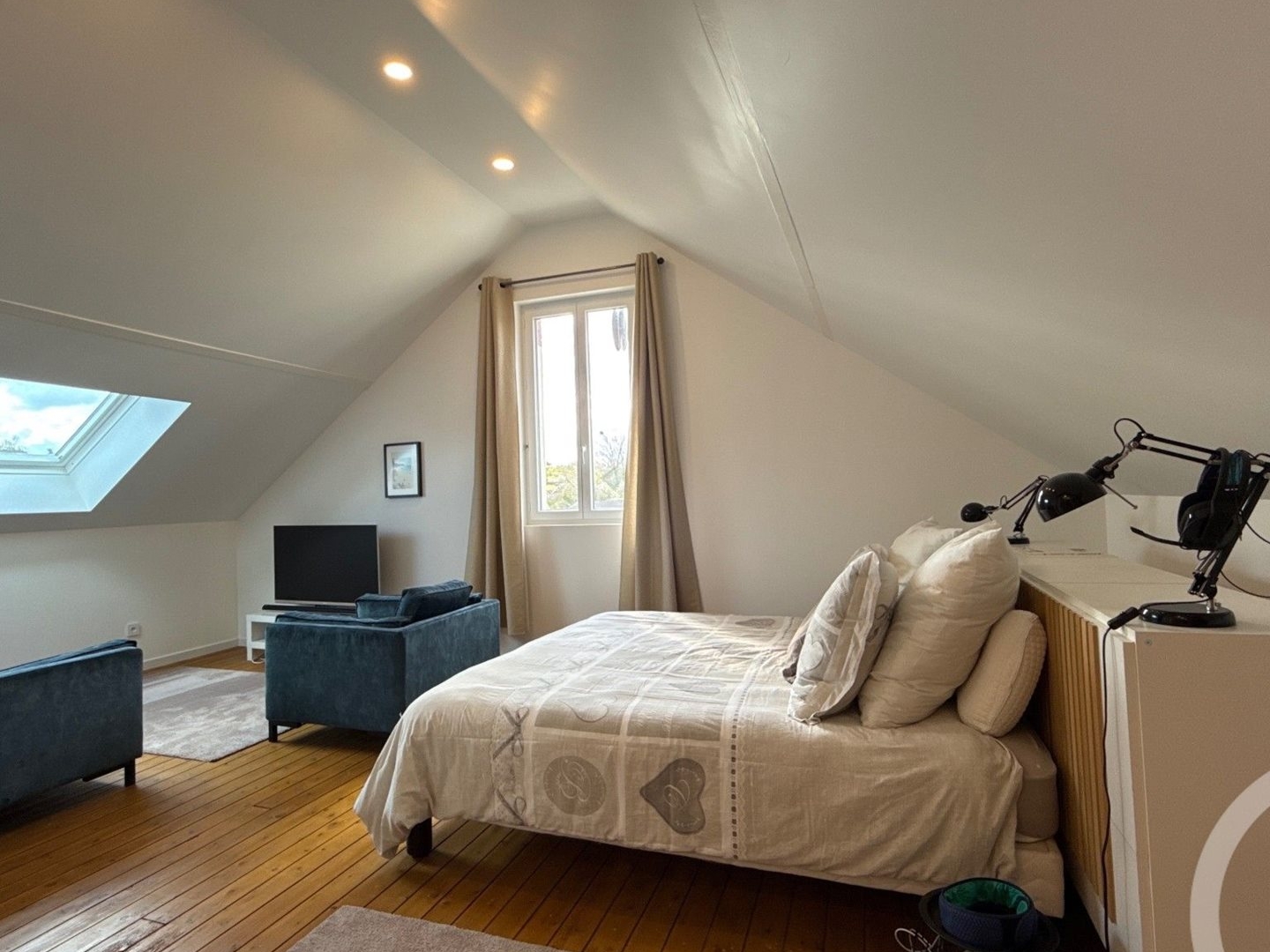 Maison à vendre - 12 pièces - 307m2 - Bouafle (78410)