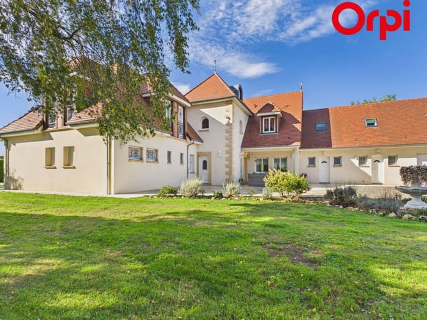 Maison à vendre - 11 pièces - 375m2 - Bernay (27300)