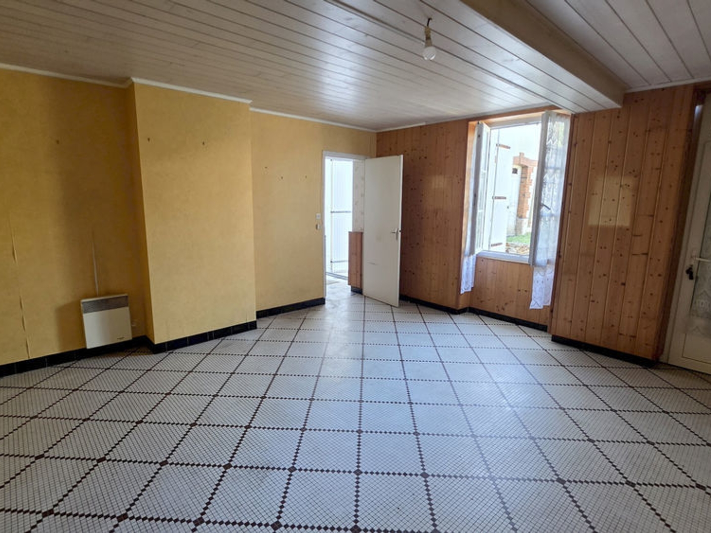 Immeuble à vendre - 5 pièces - 132m2 - Chemillé-En-Anjou (49120)