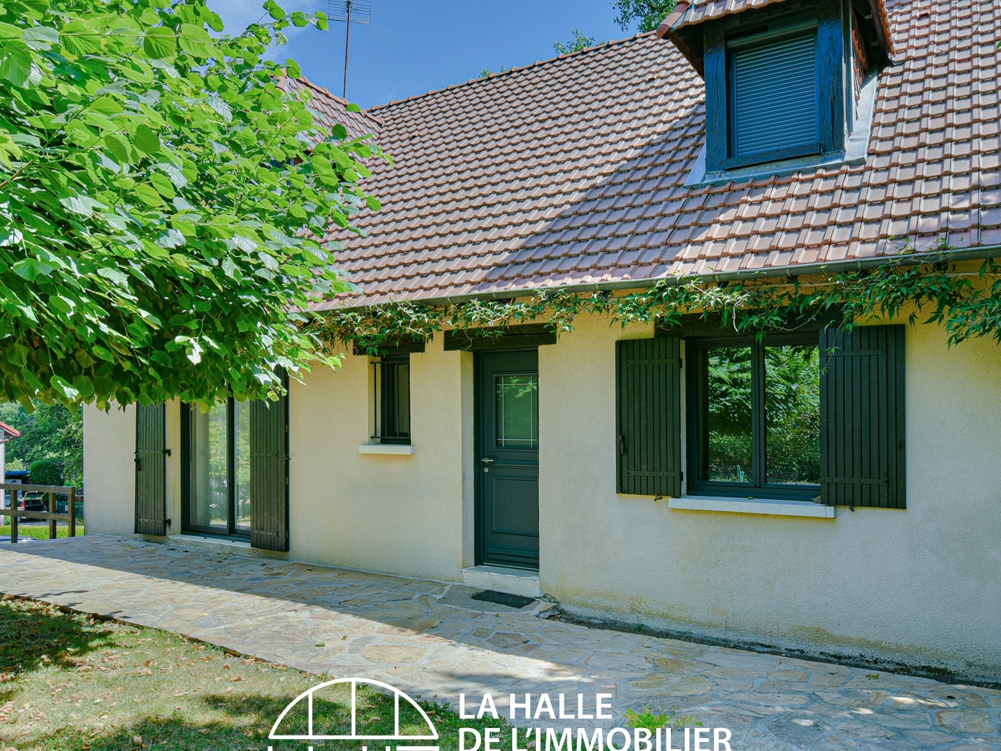 Maison à vendre - 6 pièces - 110m2 - Saint-Gence (87510)