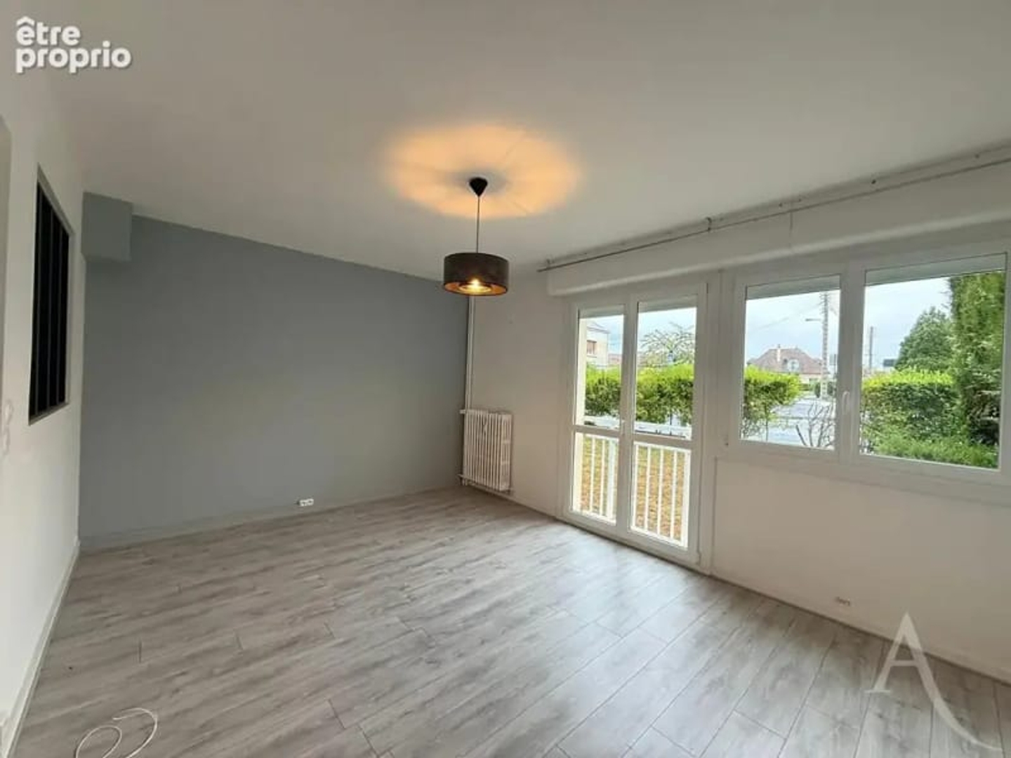 Studio de 29,27 m² Mondeville - Commerces et bus au pied de la résidence
