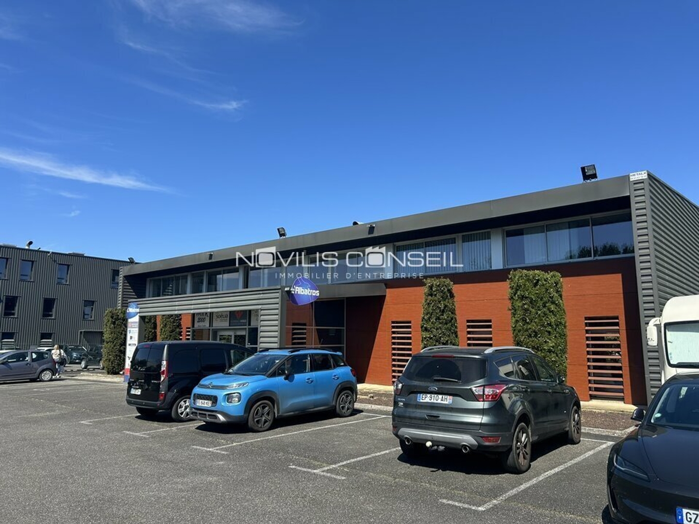 BUREAUX A VENDRE