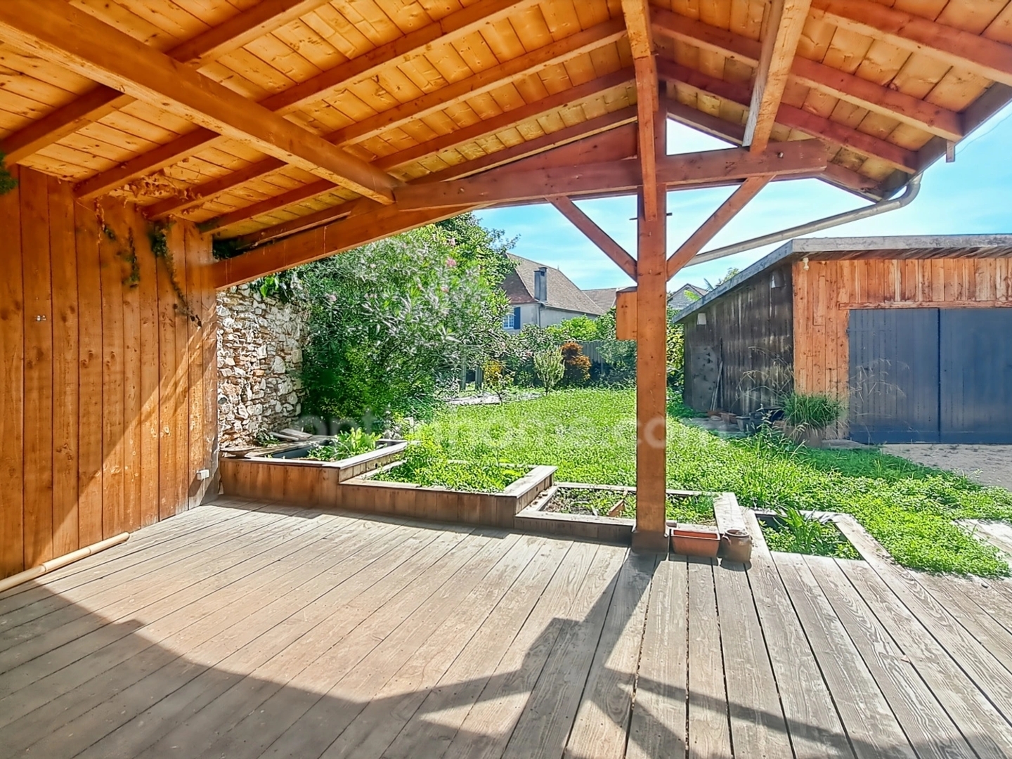 Maison à vendre - 13 pièces - 253m2 - Navarrenx (64190)