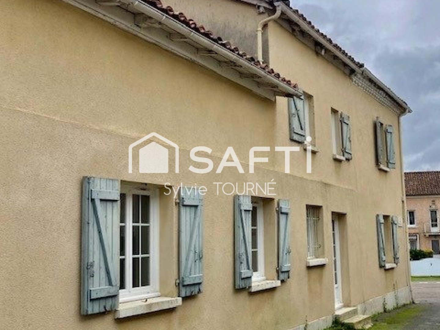 MAISON MITOYENNE A RENOVER 130 M2